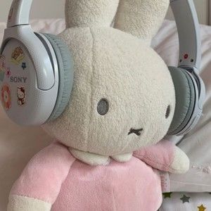 Meet your Posher, Leyla